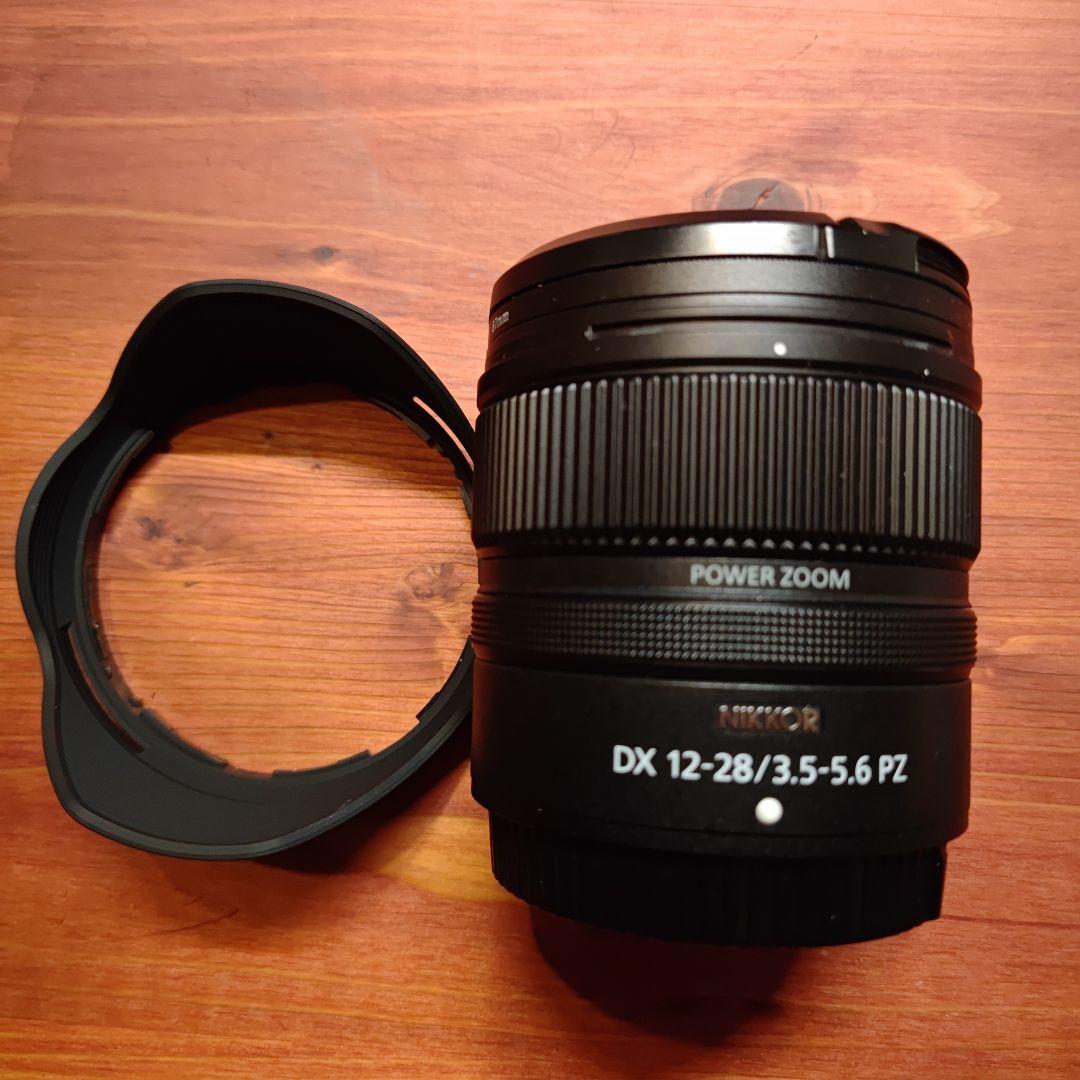 Nikon DX 12-28/3.5-5.6 PZ フード 保護フィルタ付