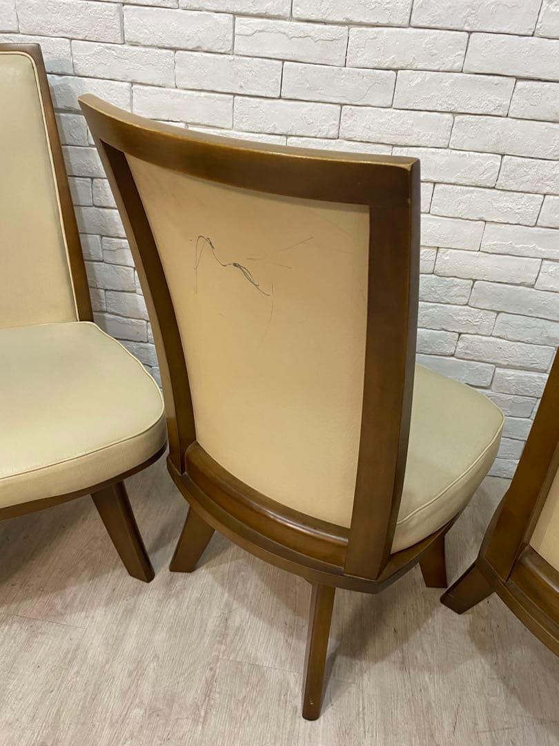 【東京都内23区配送無料】ニトリ　回転 ダイニングチェア 4脚セット　椅子