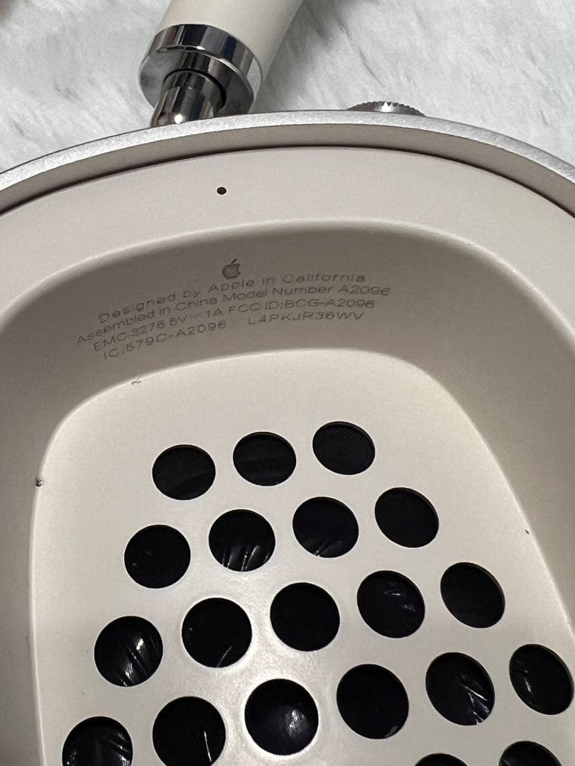 Air pods max スターライト【美品】カバーおまけ付き