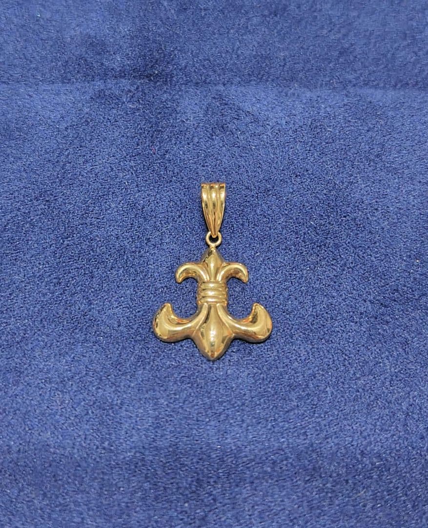 週末値下げ☆18k チャーム