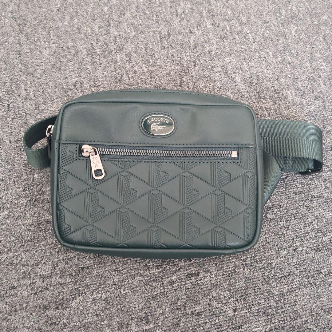 LACOSTE ダークグリーン レザーショルダーバッグ