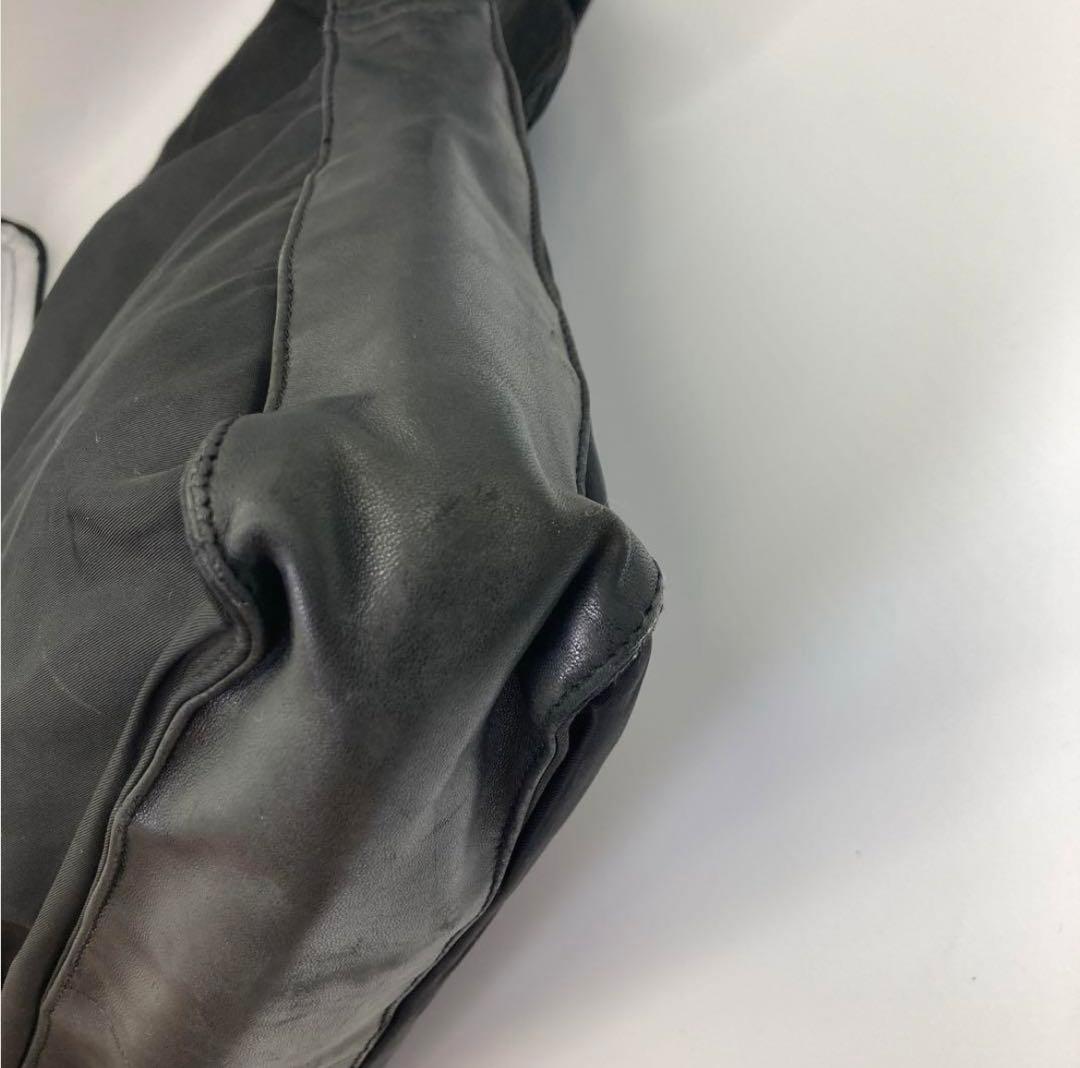 PRADA メッセンジャーバッグ　三角ロゴ　白タグ　メンズ　レディース　ブラック