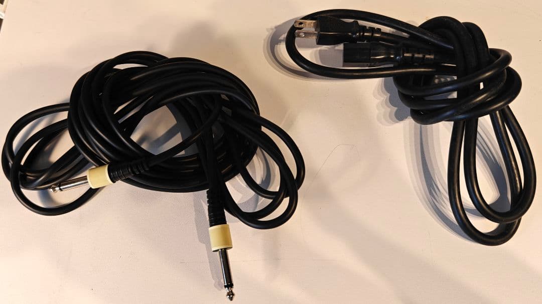 YAMAHA STAGEPAS 300 ポータブルPAシステム 純正専用ケース付