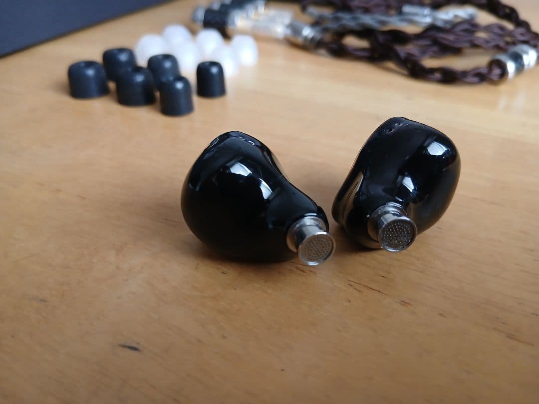 イヤホン THIEAUDIO Monarch MKII