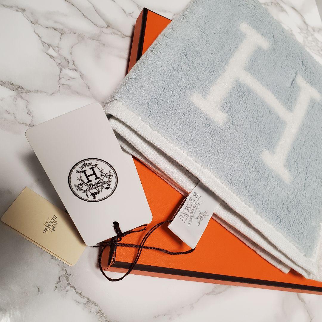 エルメス ハンドタオル カレタオル アヴァロン ホワイト‪×ライトブルー