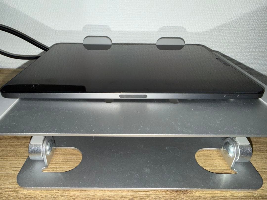 美品！　iPad Pro 11 第3世代 128GB WI-FIモデル