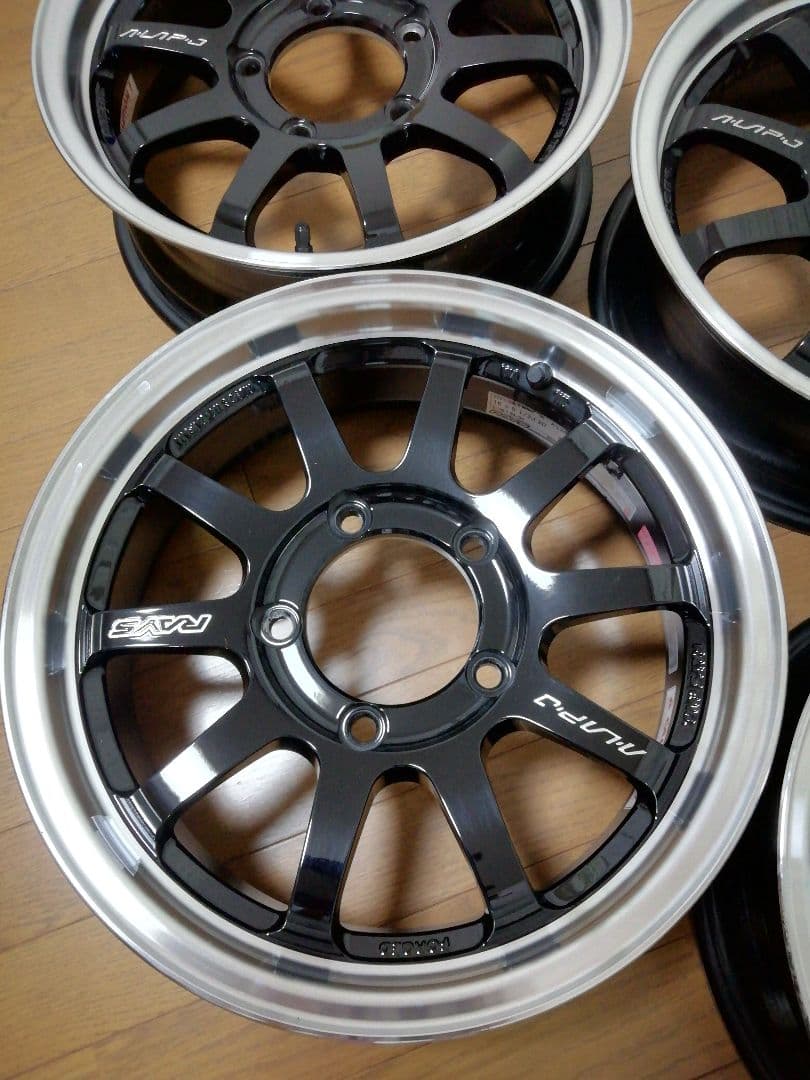 ぶ*る様 美品 ジムニー用 RAYS A·LAP-J BD (Black/Rim