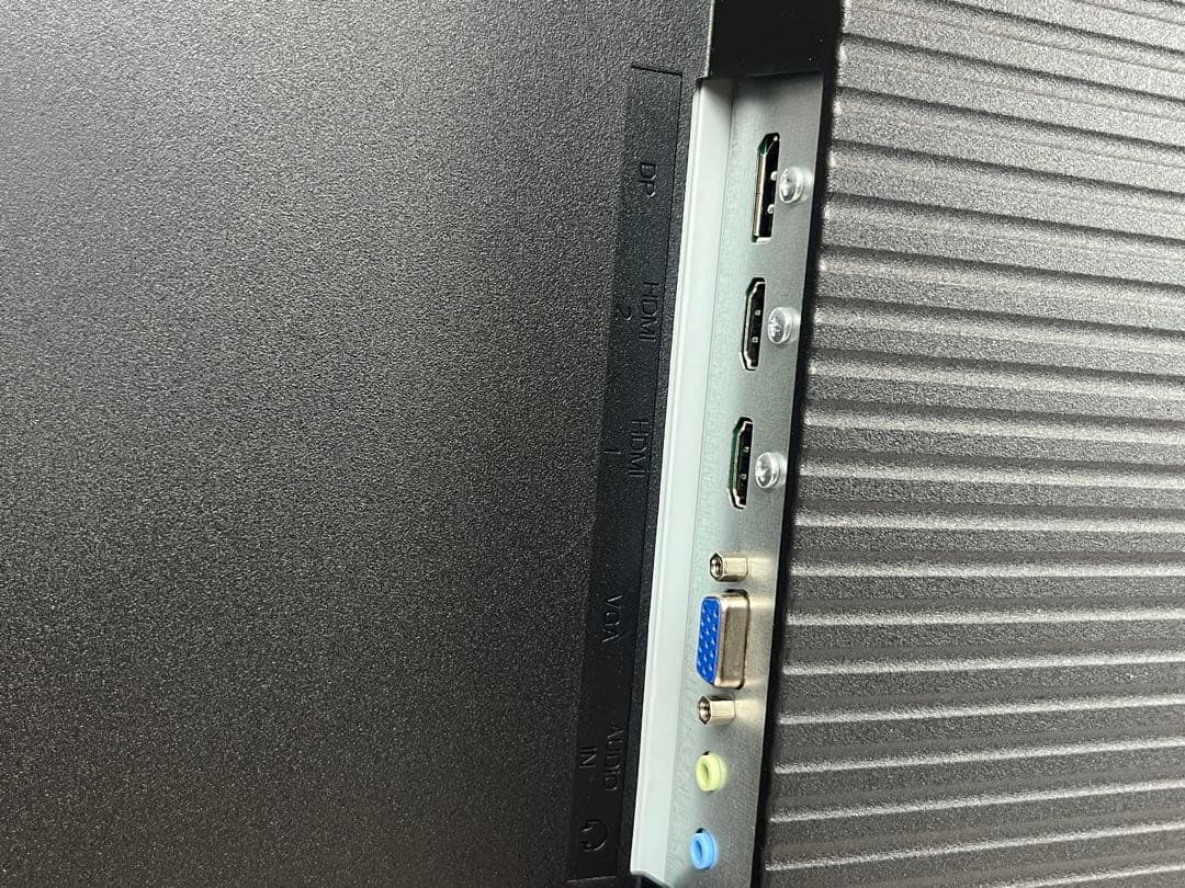 IODATA 31.5インチモニター DF321XDB　内蔵スピーカー有り