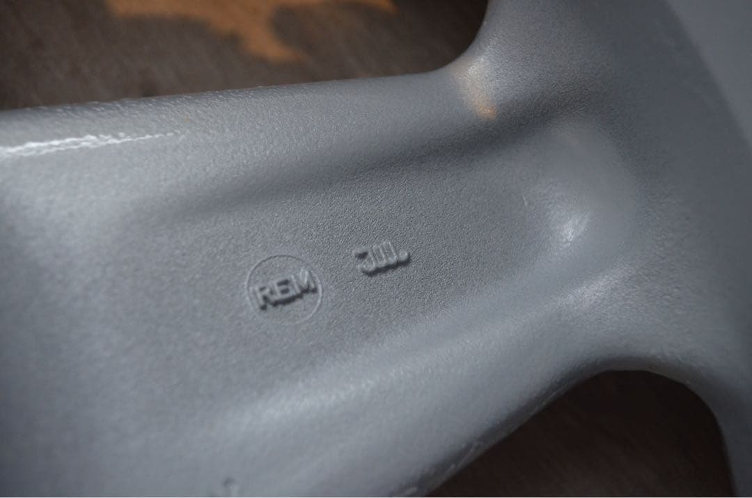 4*2様 ATEV Type A 17x7.5 +30 新品未使用