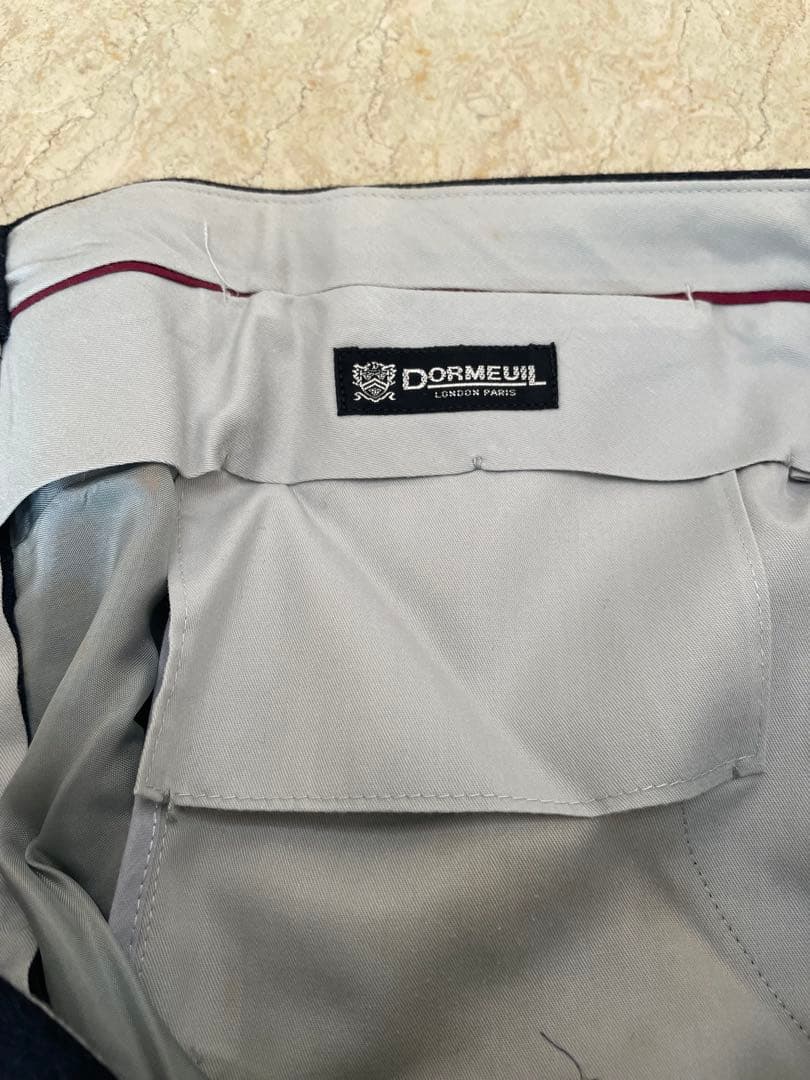 DORMEUIL.ウール濃紺ビジネススーツM〰️L.サイズ