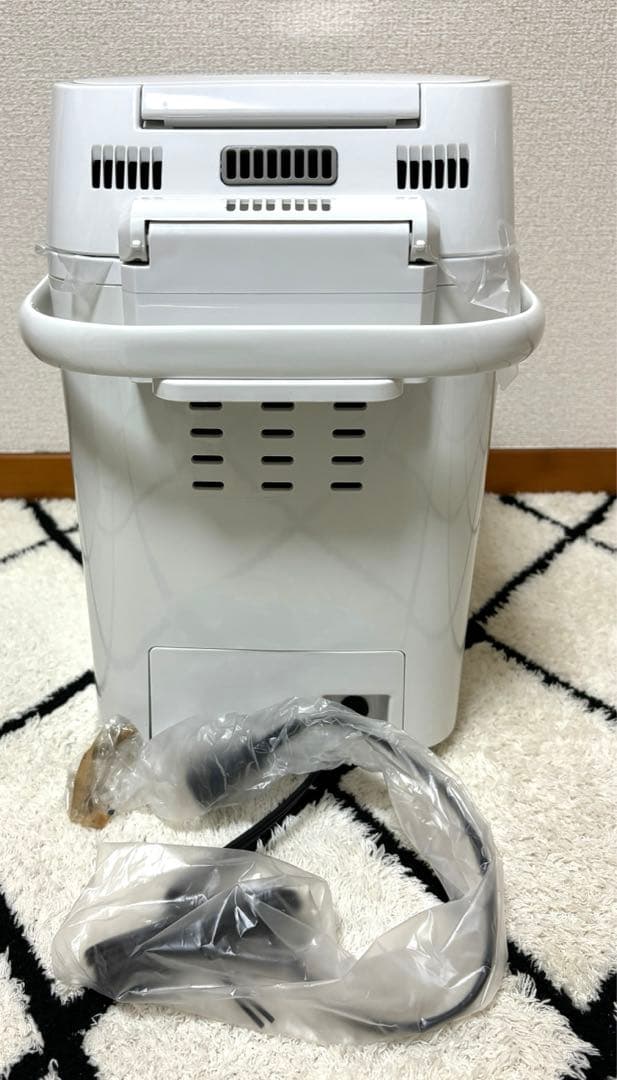 未使用 Panasonic パナソニック ホームベーカリー SD-SB4-W