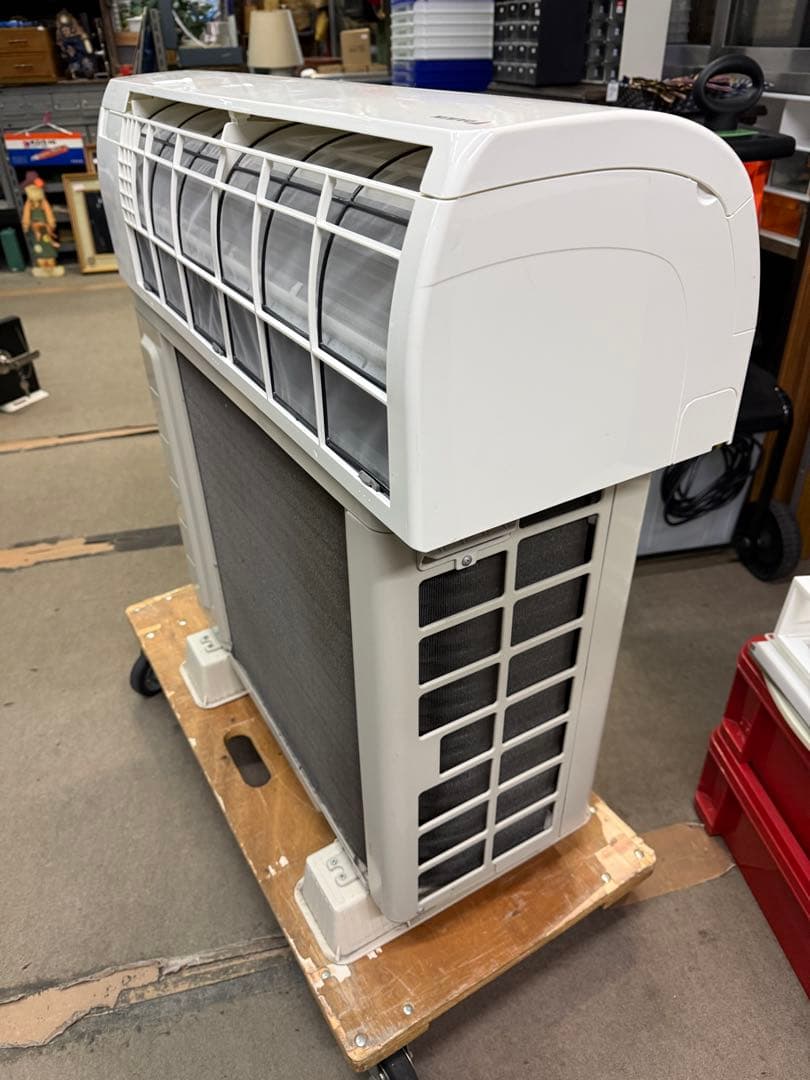 引き取りのみDAIKIN ルームエアコン 6畳用 AN22UES-W 格安 Ｊ