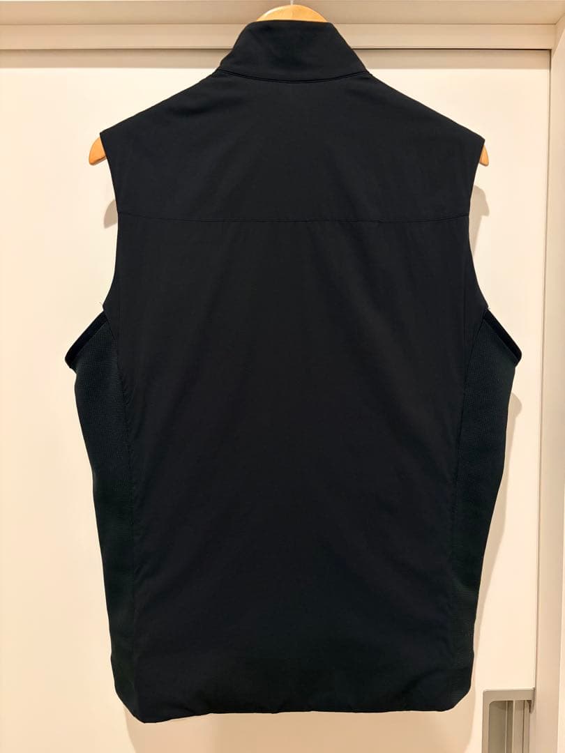 ARC'TERYX アトムベスト　Sサイズ