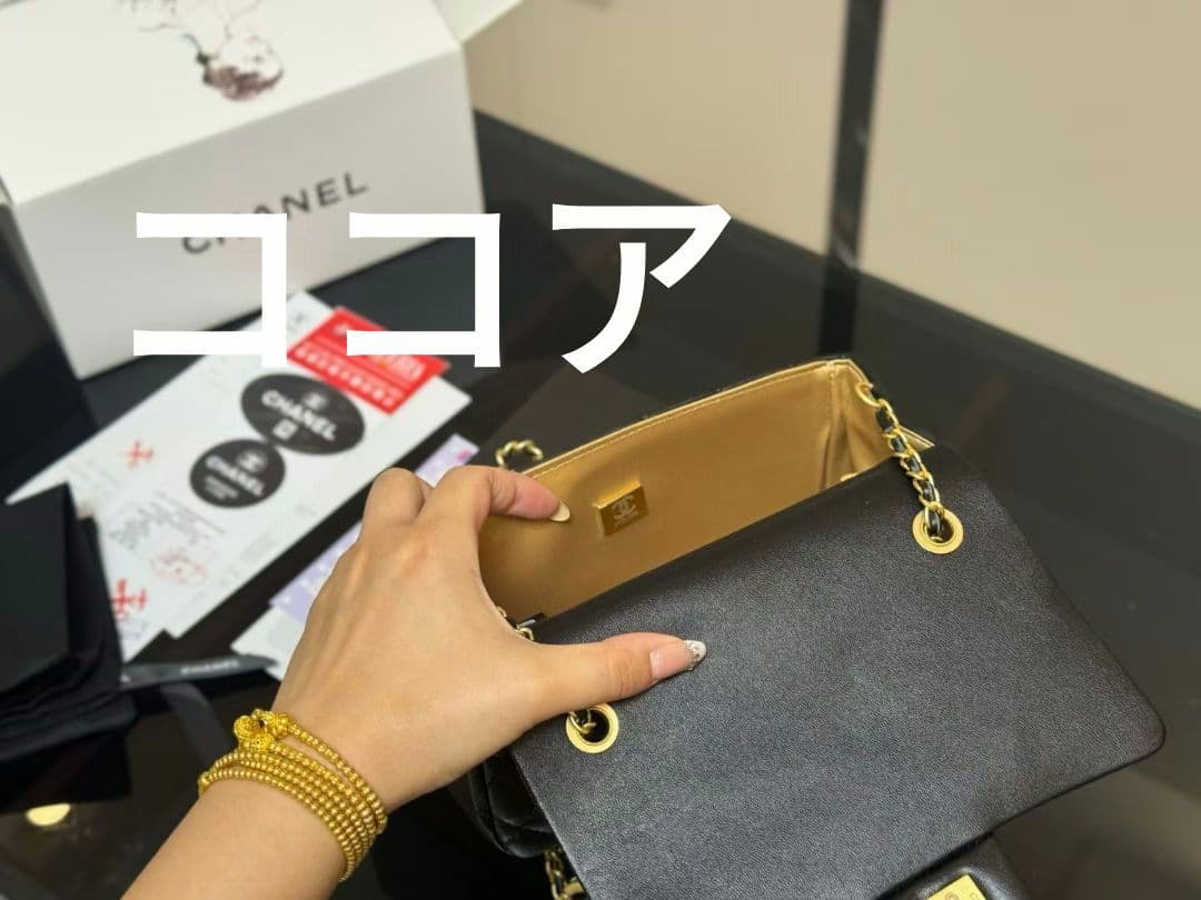 VIP限定 MAKE UP CHANEL ブラックレザー ショルダーバッグ