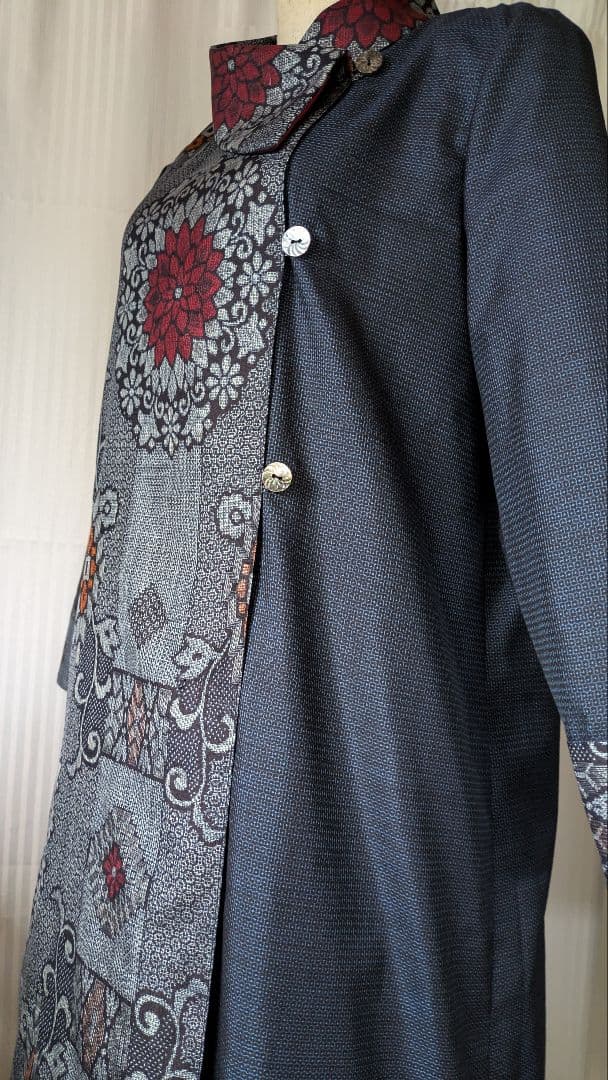 No244大島紬着物リメイク 龍郷柄割り込み絣と110亀甲大島紬 ２種使いワンピ