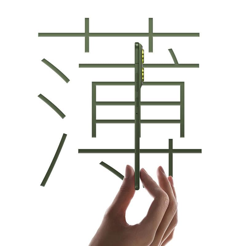 Motorola Moto X70 Air 159g　5.99mm　CN 新品②