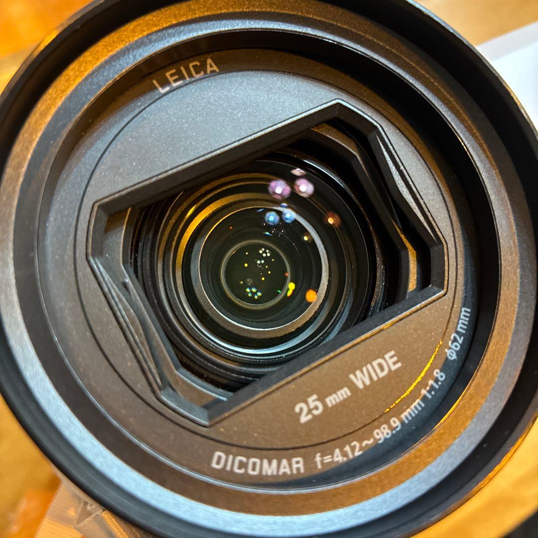 【美品】パナソニック デジタル4Kビデオカメラ HC-VZX2M