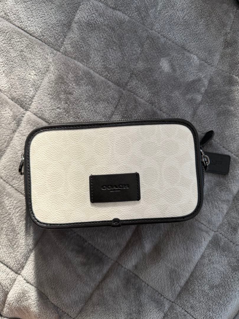 COACH ミニショルダーバッグ ホワイト/ブラック