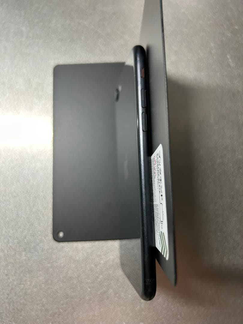 iPhone SE 第2世代 128GB ブラック SIMフリー ケース付き