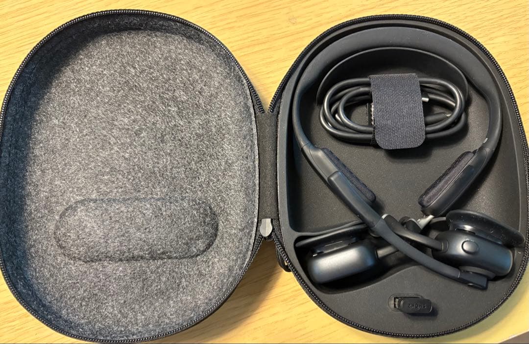 R Shokz OpenMeet UC USB-A