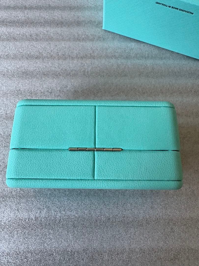 現行品　新品未使用ティファニーピアス　空箱　ケース　ミニサイズ