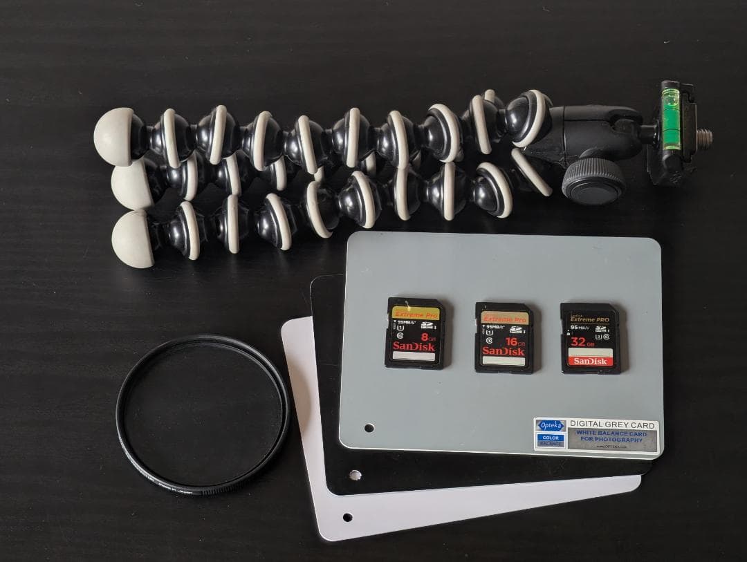 Nikon D800, 85mm f1.8G, 50mm f1.4D セット