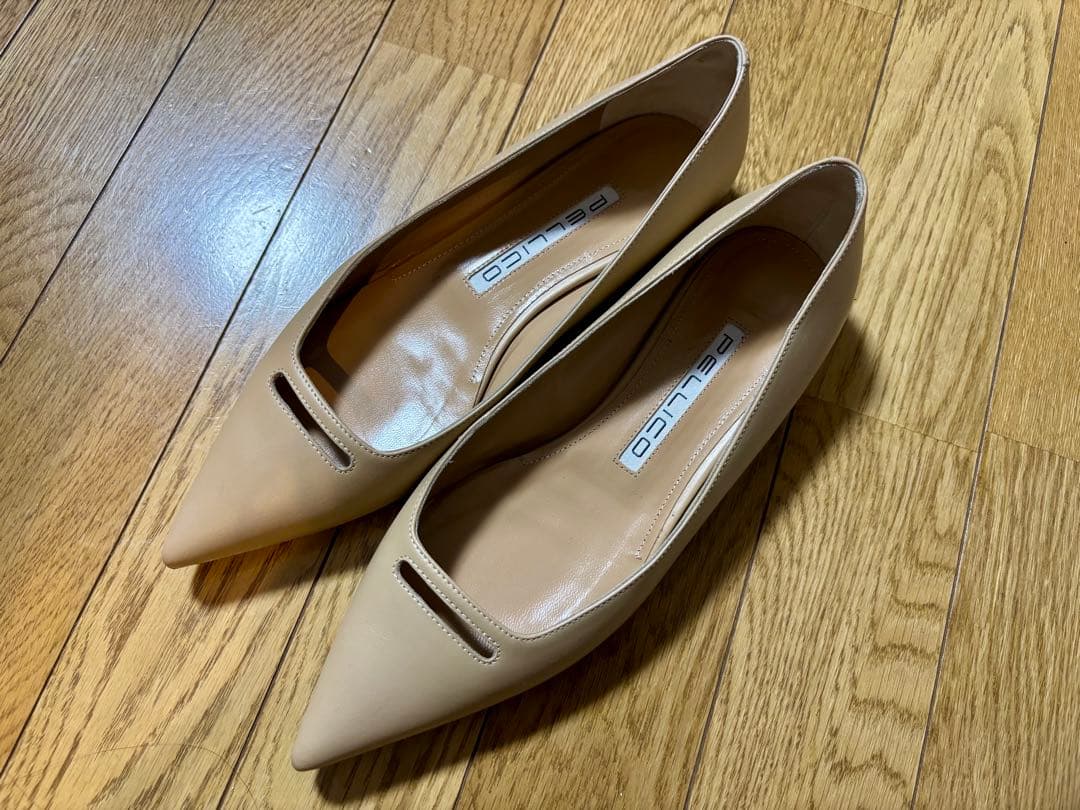 ペリーコ　ベージュ ポインテッドトゥ フラットシューズ 38 24cm