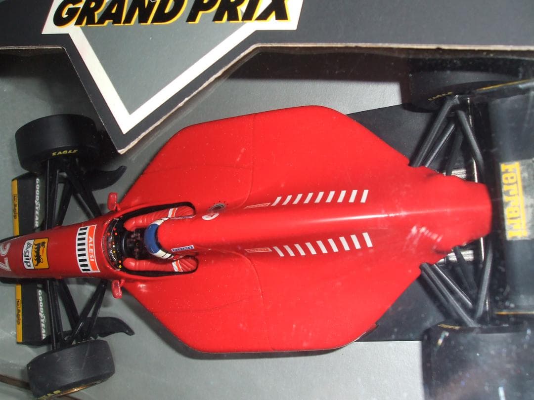 ミニチャンプス　１／１８　フェラーリ　４１２　T1　ジャン・アレジ　＃２７