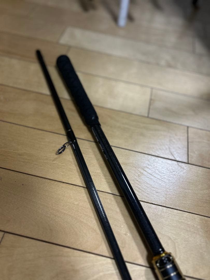 美品LATEO 110MH•K シーバスロッド