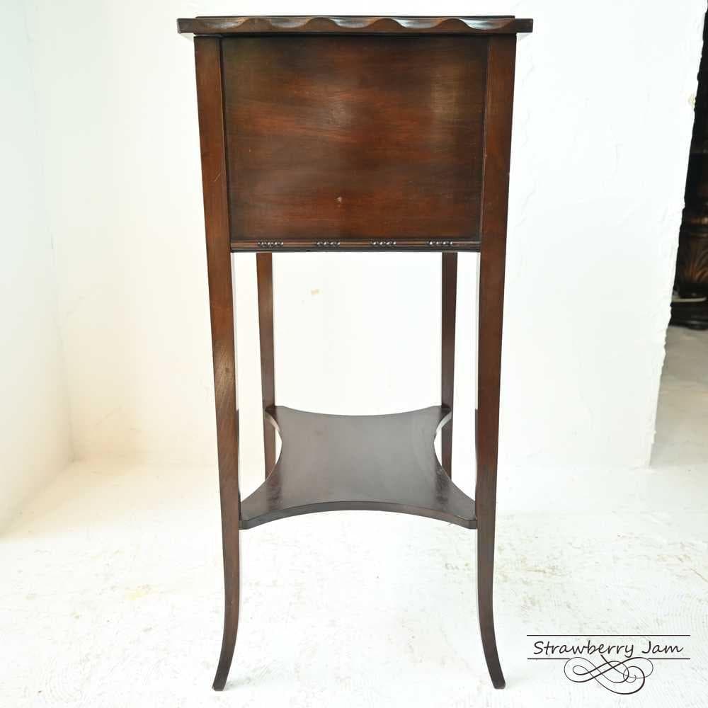 o*i様 L3612-19 英国アンティーク ソーイングボックス サイドキャビネ