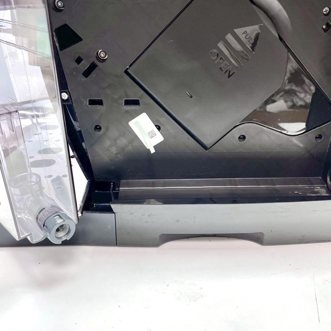 美品　動作保証付　デロンギ　マグニフィカs ECAM22112B 全自動コーヒー