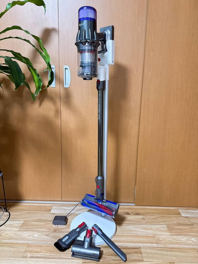 【分解洗浄済】352- ダイソン dyson SV18 掃除機 作動品