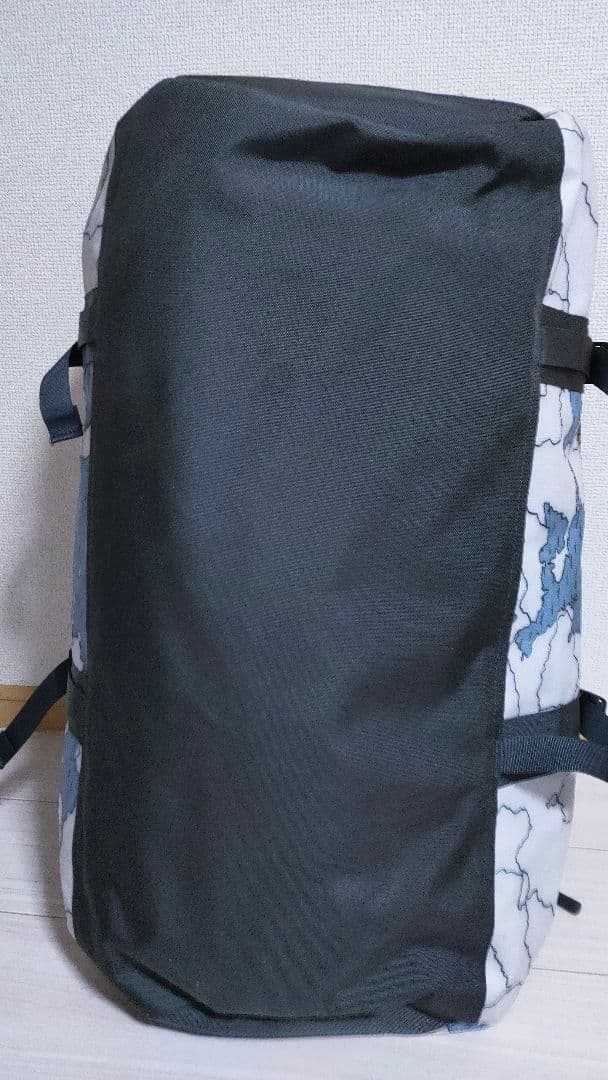 【ノースフェイス】BCダッフルバッグ 大容量 ドラム缶 M [71L]