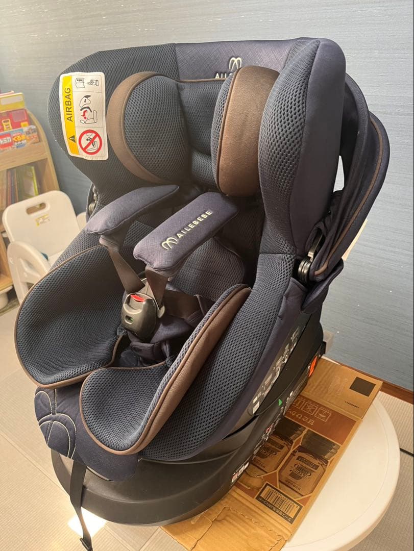 エールべべ　カーメイト　クルット5iグランス　ブルーブラン