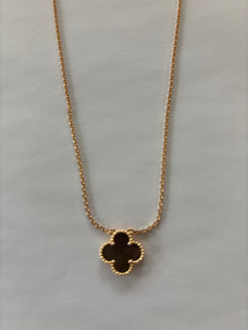 ヴァンクリーフ&アーペルヴィンテージアルハンブラペンダントグレーマザーオブパール