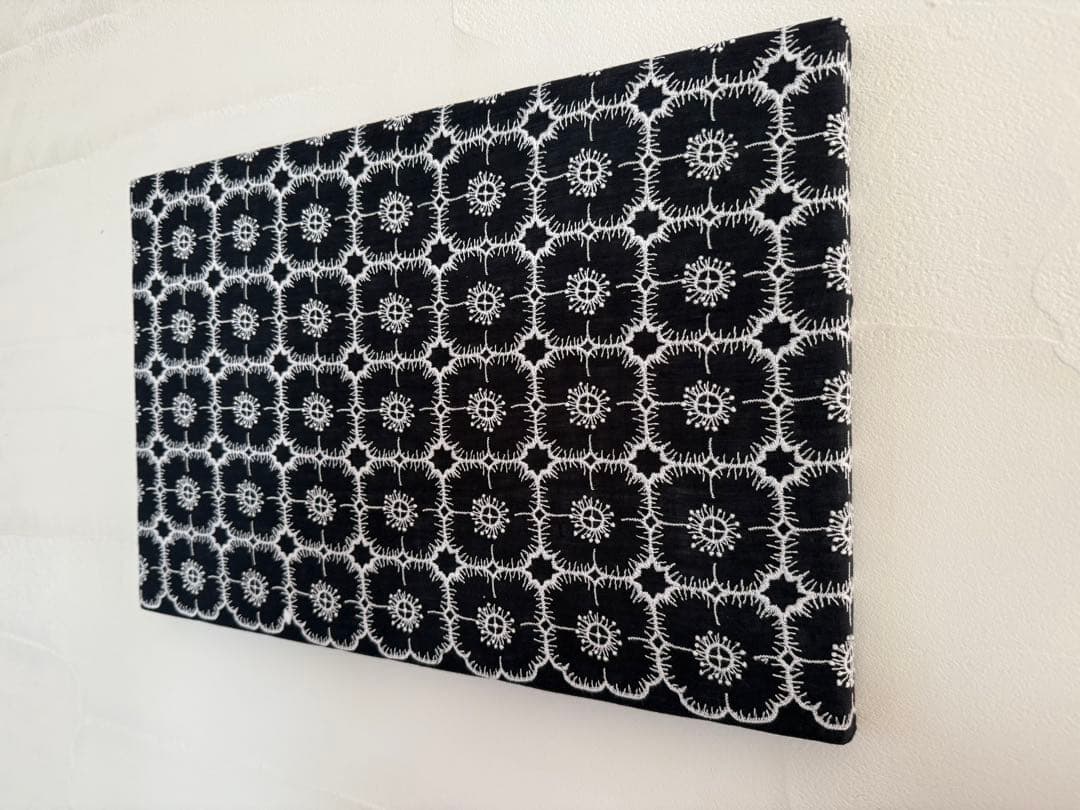 【北欧スタイル】ミナペルホネン生地使用スツール　イス　椅子　オットマン