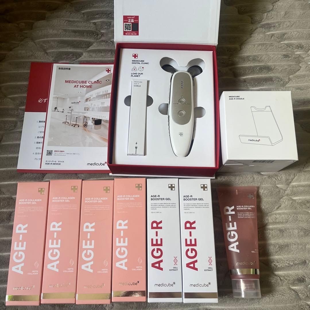 メディキューブ　AGE-R ダーマEMSショット