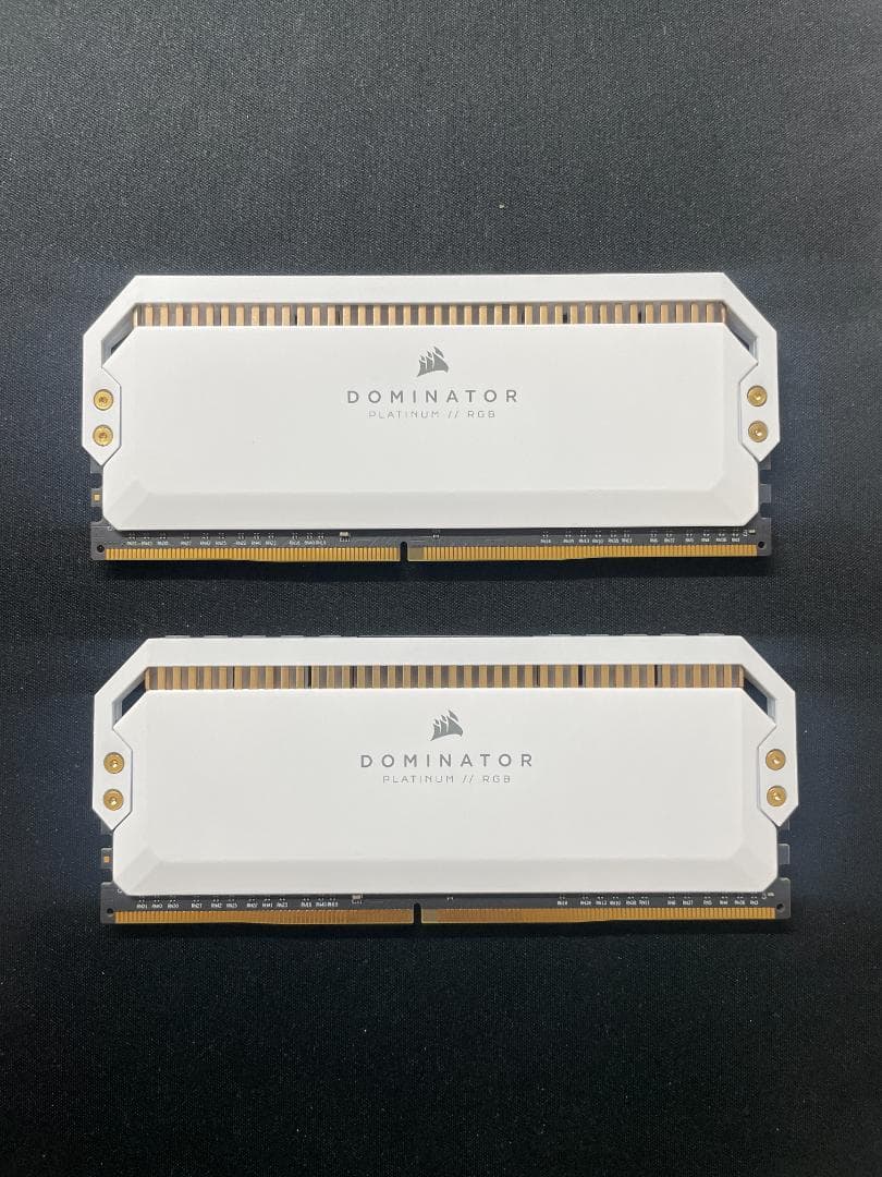 メモリー DDR4-3600MHz DOMINATOR PLATINUM RGB