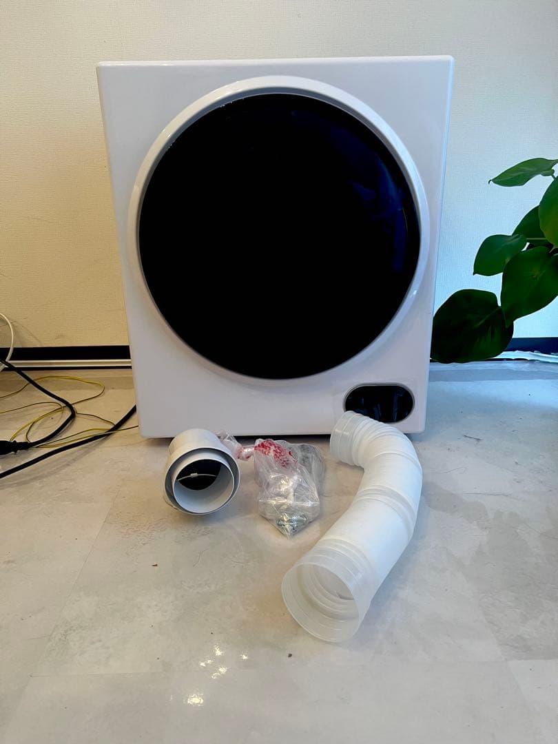 2024年8月購入。綺麗！電気式衣類乾燥機 3KG タッチパネル