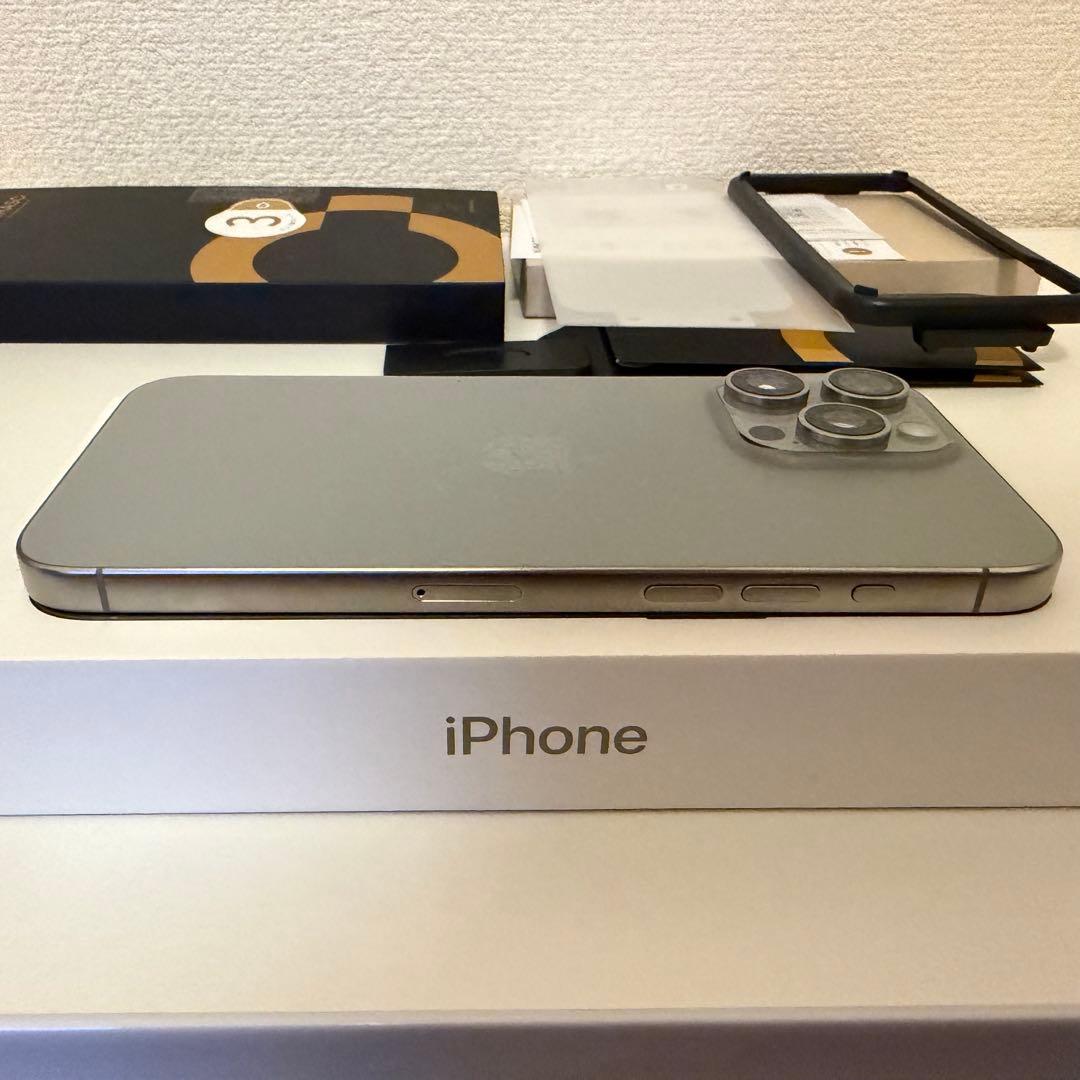 Apple iPhone 15 Pro Max 512GB ナチュラルチタニウム