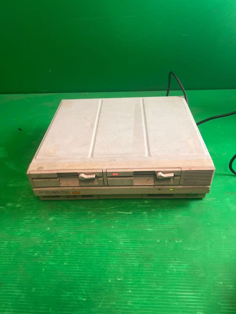 NEC PC-8801 MH デスクトップPC 使用感あり 通電確認のみ