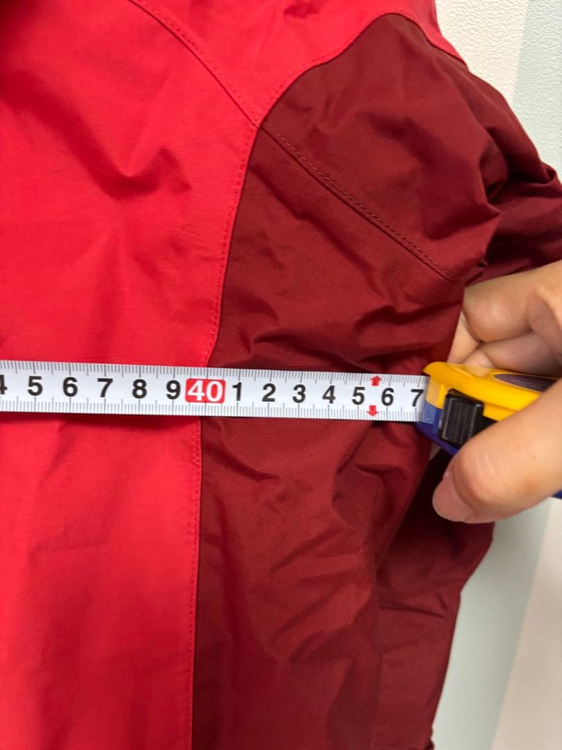 美品☆montbell 子供用レッドジャケット 130