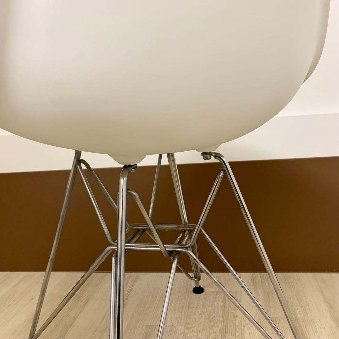 ①ハーマンミラー イームズ サイドシェルチェア ワイヤーベース