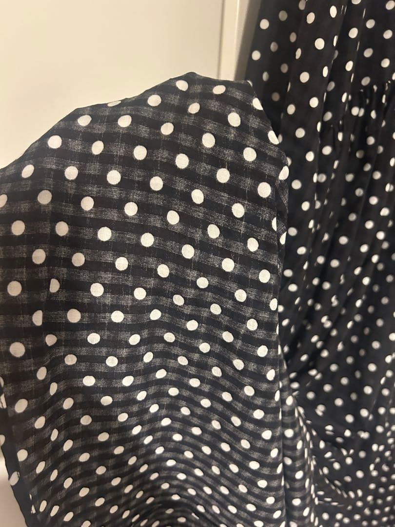 BEARDSLEY ドットギャザーボリューム袖ワンピース 2サイズ 2025新品