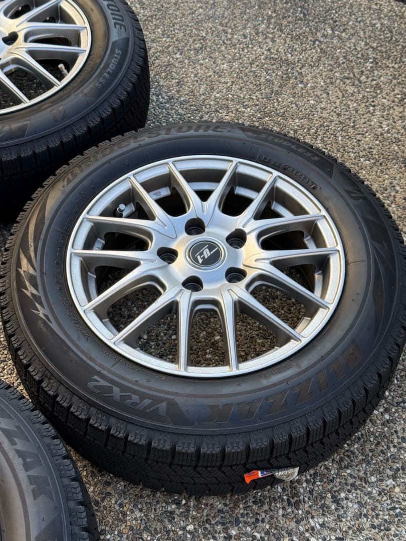 【美品】VRX2 185/65R15スタッドレス4本15×6J PCD114.3