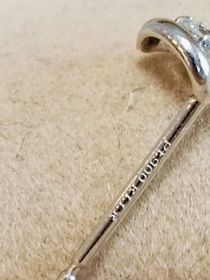 み*た様 ELLE PT900 ダイヤ0.03/0.03キラキラピアス送料込み