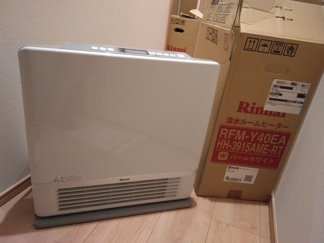 Rinnai RFM-Y40EA 温水ルームヒーター　ホワイト