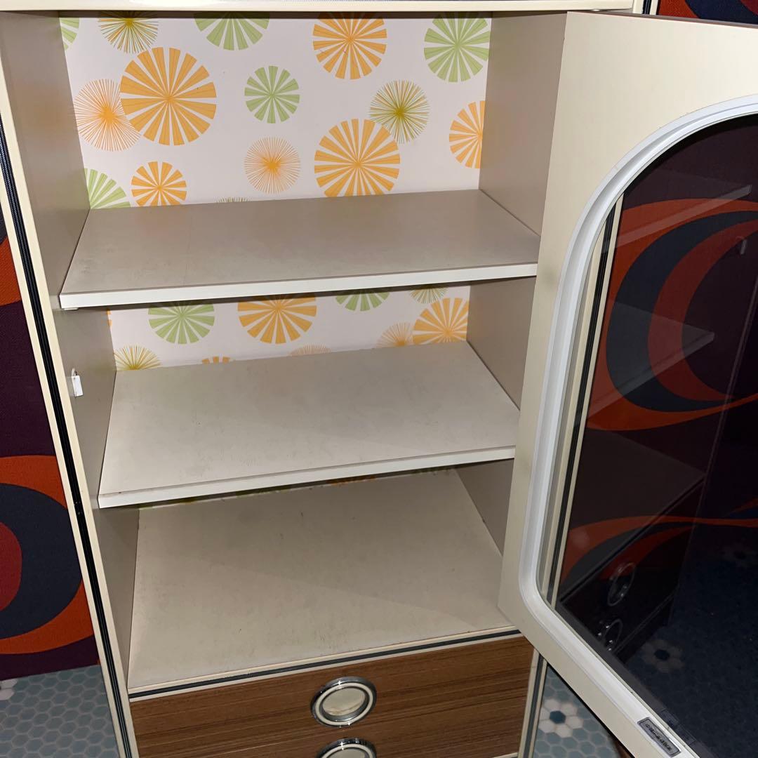 昭和レトロ 収納棚 食器棚 飾り棚 キャビネット ガラス戸 レトロポップ 当時物