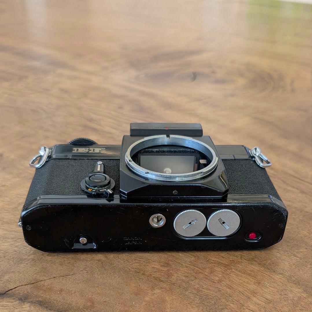 Canon EF 一眼レフカメラ 50mmレンズ付き