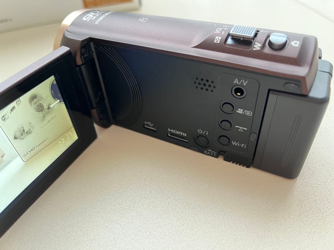 Panasonic フルHD デジタルハイビジョンビデオカメラHC-V550M